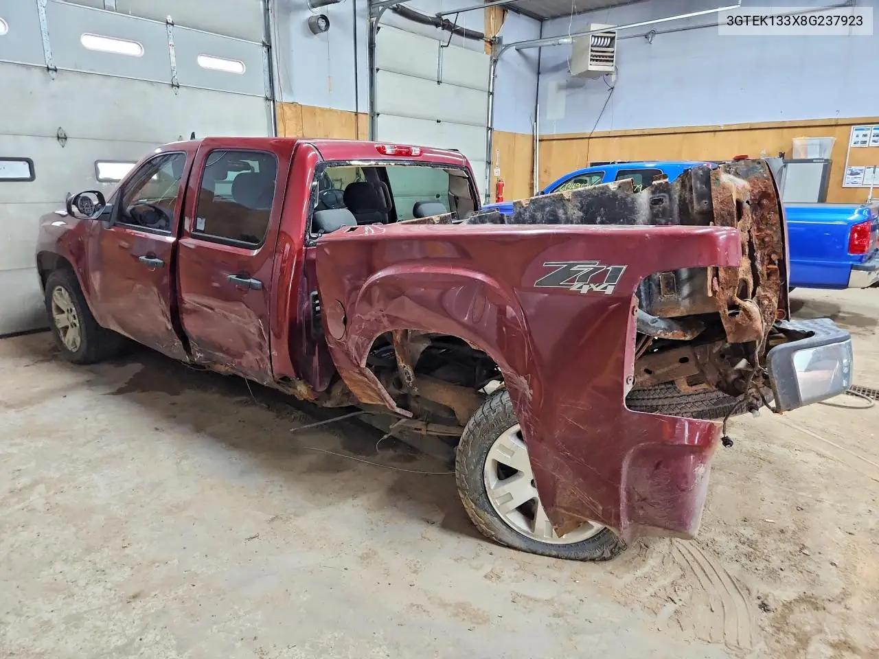 2008 GMC Sierra K1500 VIN: 3GTEK133X8G237923 Lot: 60713216