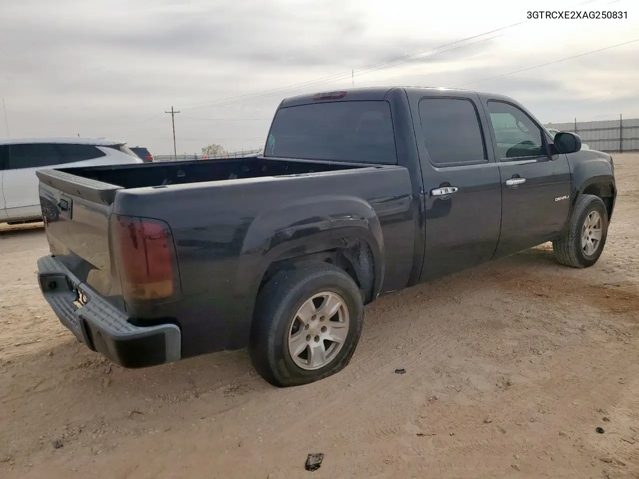 3GTRCXE2XAG250831 2010 GMC Sierra C1500 Denali