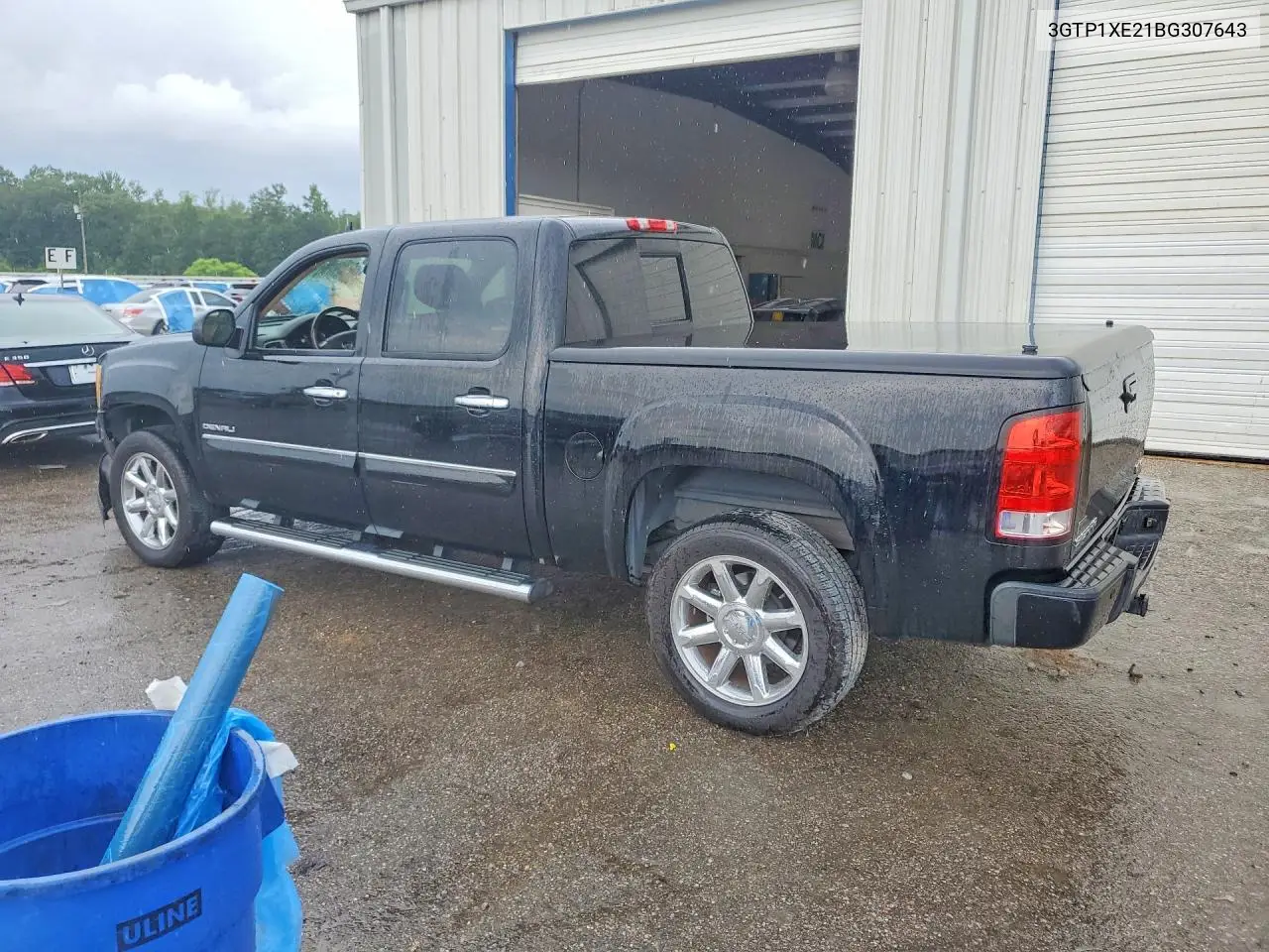 2011 GMC Sierra C1500 Classic Hd VIN: 3GTP1XE21BG307643 Lot: 61039116