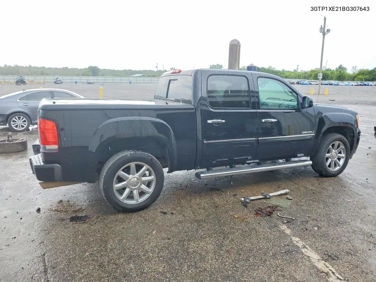 2011 GMC Sierra C1500 Classic Hd VIN: 3GTP1XE21BG307643 Lot: 61039116