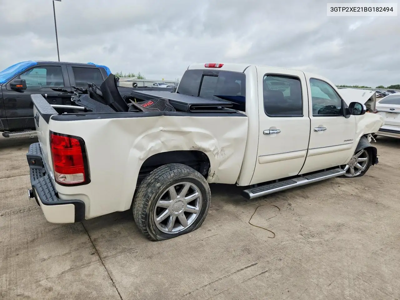 2011 GMC Sierra K1500 Denali VIN: 3GTP2XE21BG182494 Lot: 61569706