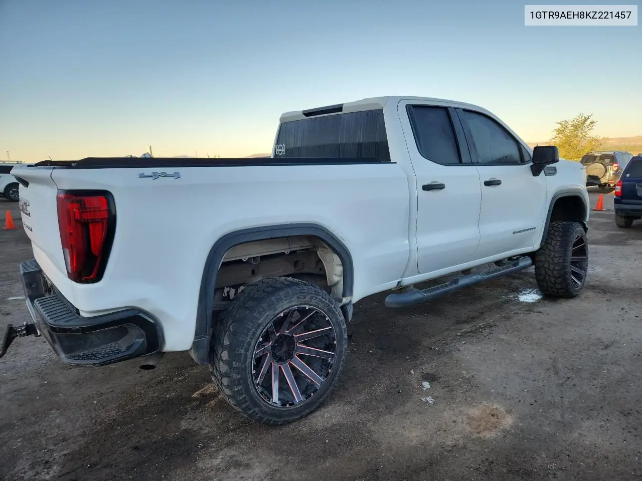 1GTR9AEH8KZ221457 2019 GMC Sierra K1500