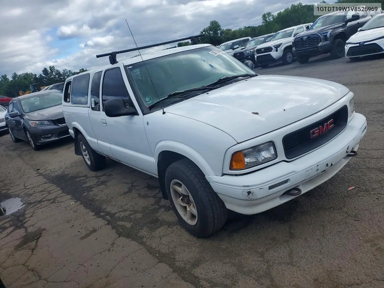 1997 GMC Sonoma VIN: 1GTDT19W1V8525969 Lot: 56730866
