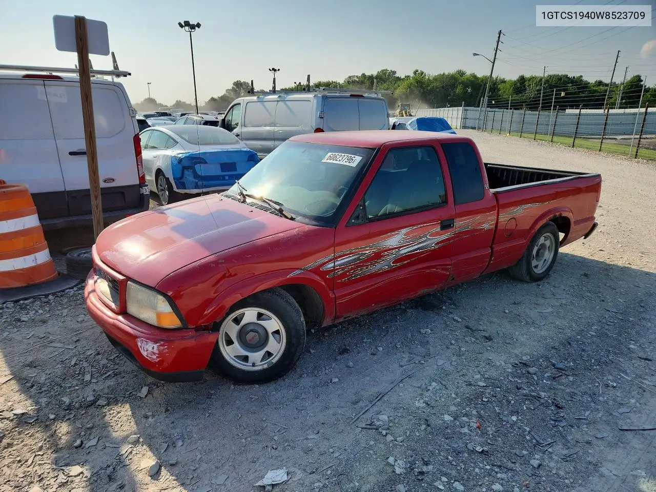 1998 GMC Sonoma VIN: 1GTCS1940W8523709 Lot: 60623796
