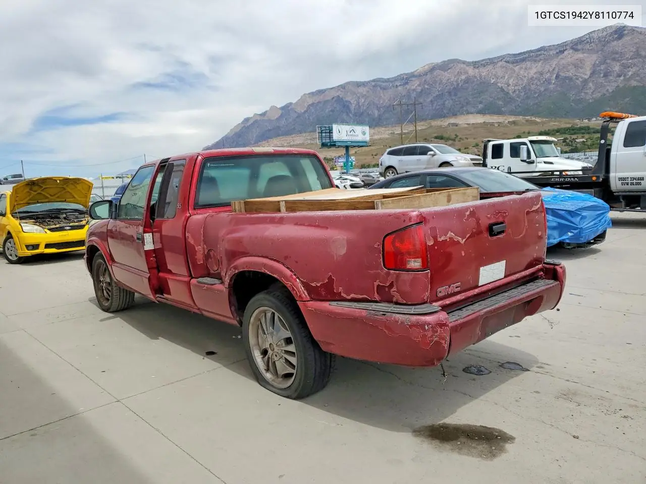 2000 GMC Sonoma VIN: 1GTCS1942Y8110774 Lot: 54732746