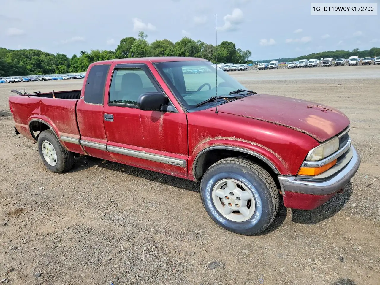 2000 GMC Sonoma VIN: 1GTDT19W0YK172700 Lot: 61997266