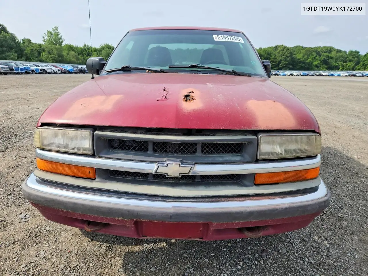 2000 GMC Sonoma VIN: 1GTDT19W0YK172700 Lot: 61997266