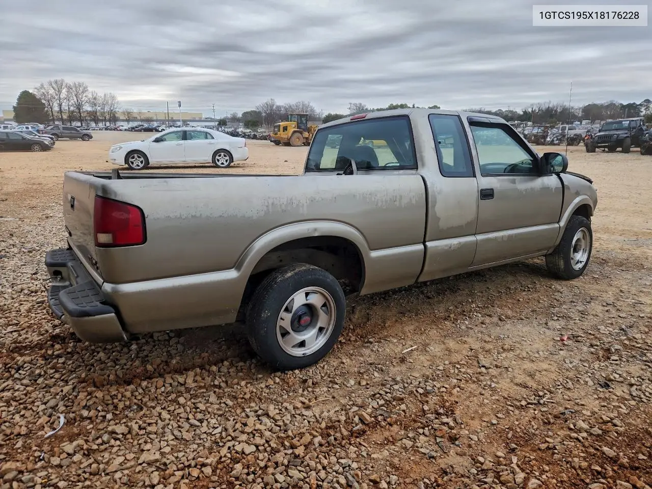 2001 GMC Sonoma VIN: 1GTCS195X18176228 Lot: 98169775