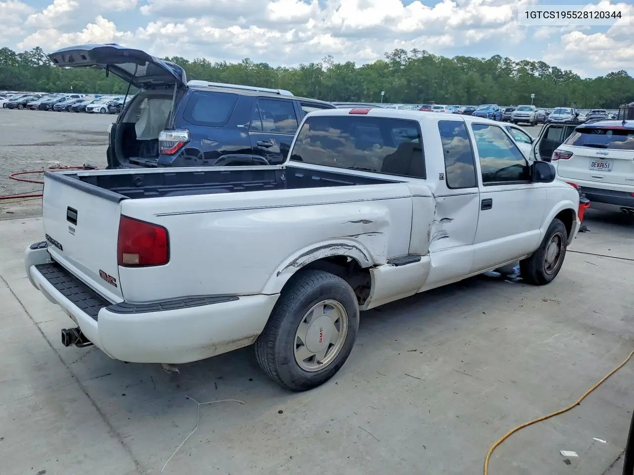 2002 GMC Sonoma VIN: 1GTCS195528120344 Lot: 60445456