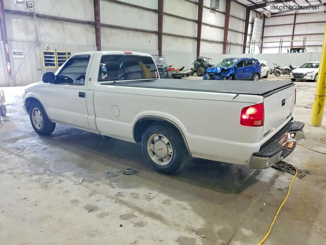 2003 GMC Sonoma VIN: 1GTCS14X238207581 Lot: 56300576