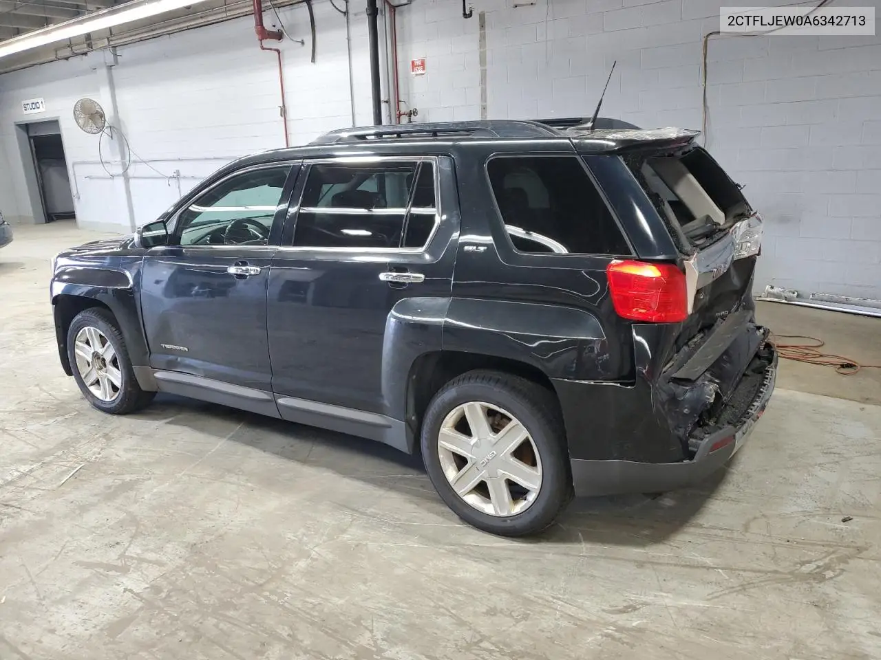 2CTFLJEW0A6342713 2010 GMC Terrain Slt