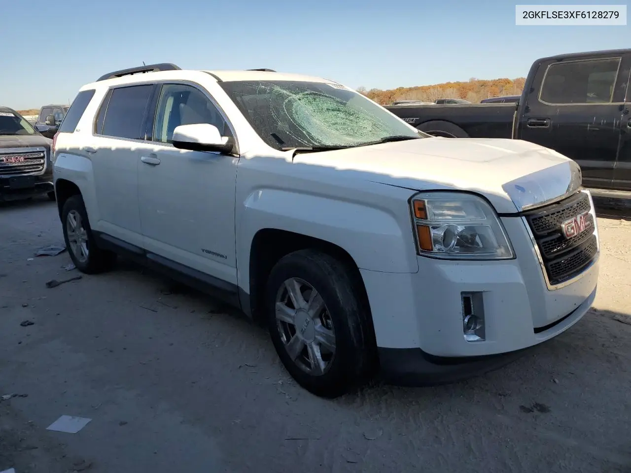 2GKFLSE3XF6128279 2015 GMC Terrain Slt