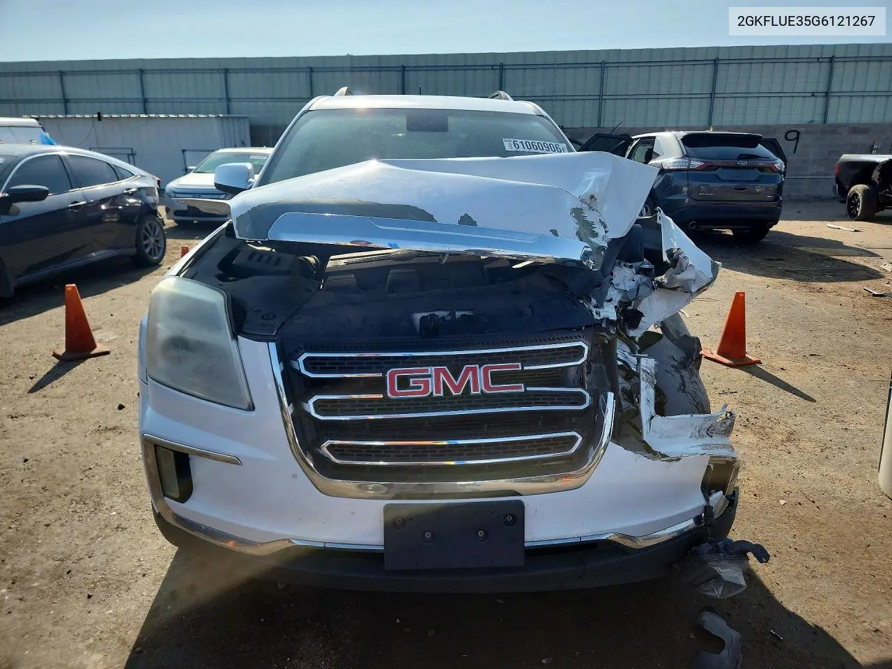 2016 GMC Terrain Slt VIN: 2GKFLUE35G6121267 Lot: 61060906