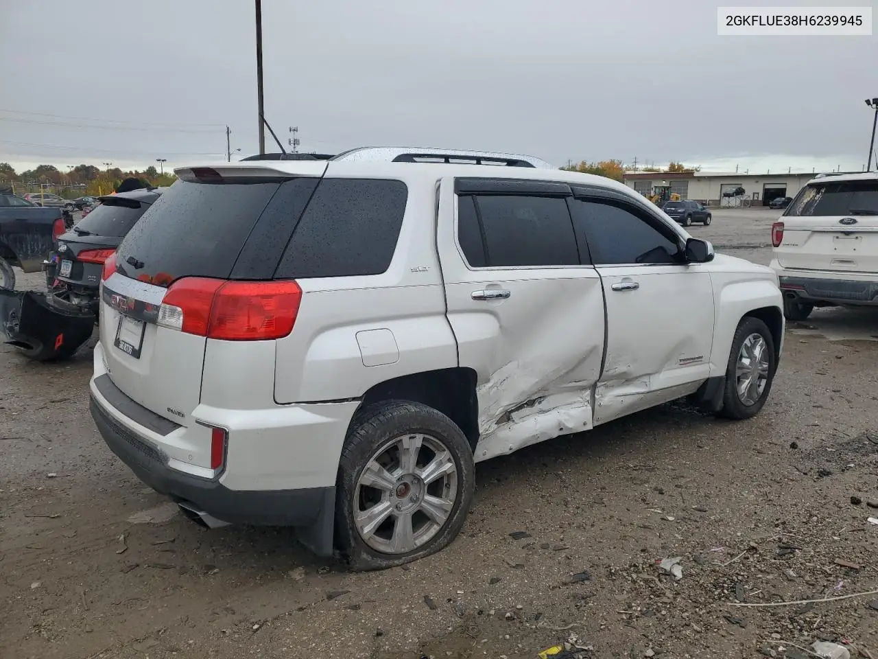 2GKFLUE38H6239945 2017 GMC Terrain Slt