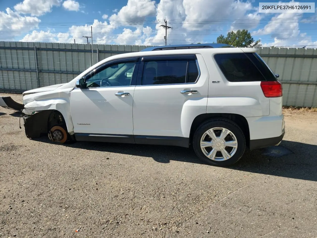 2GKFLPE37H6126991 2017 GMC Terrain Slt