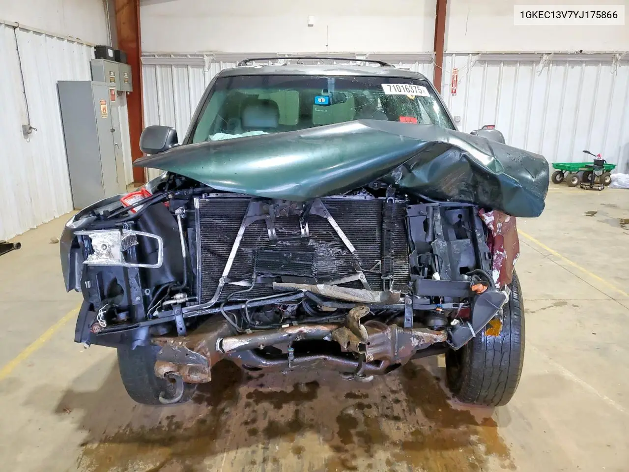 1GKEC13V7YJ175866 2000 GMC Yukon