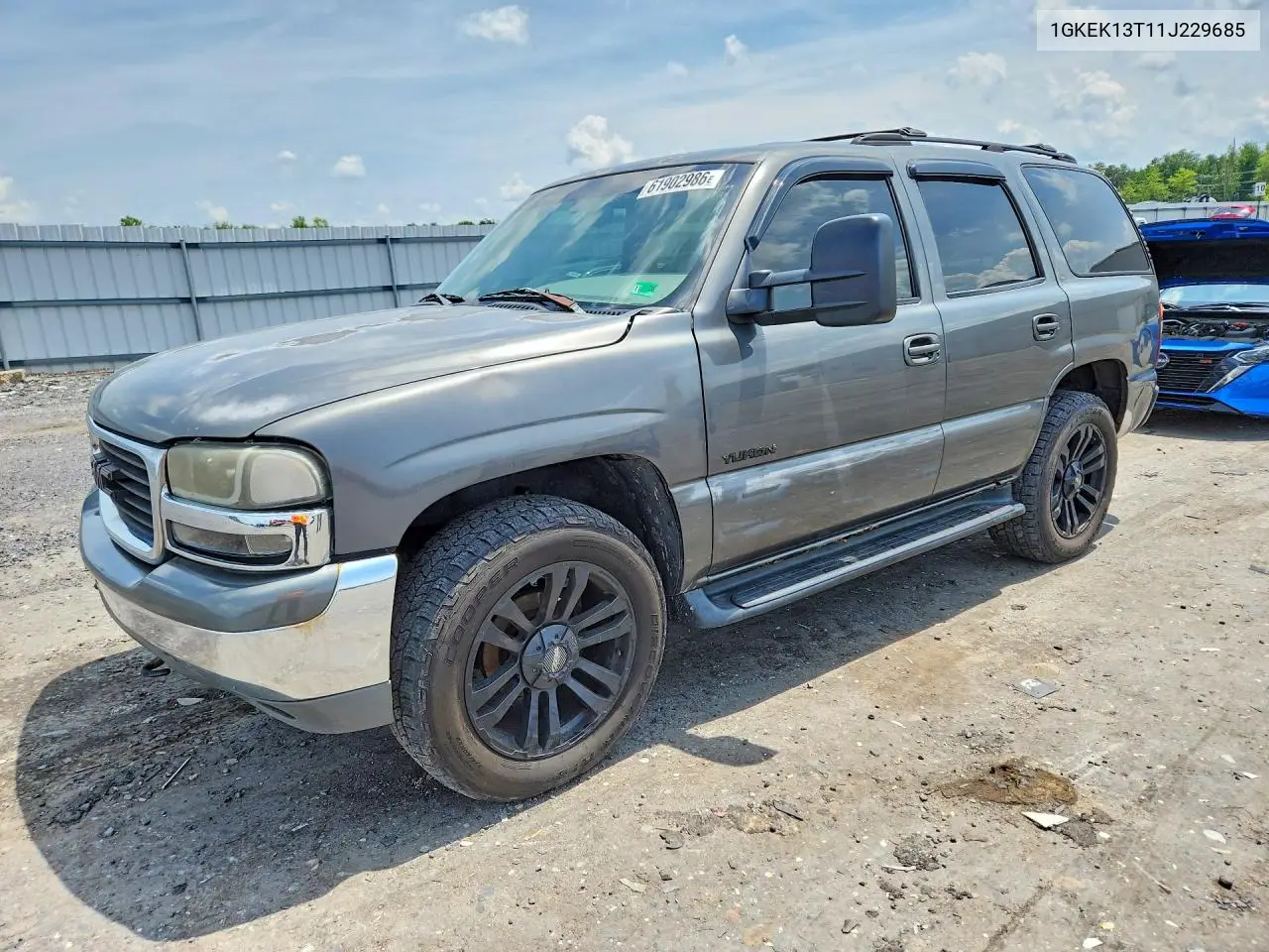 2001 GMC Yukon VIN: 1GKEK13T11J229685 Lot: 61902986