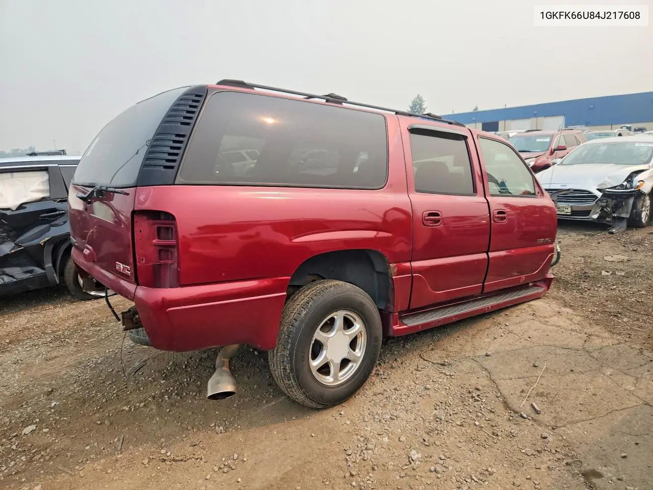 2004 GMC Yukon Xl Denali VIN: 1GKFK66U84J217608 Lot: 61330076