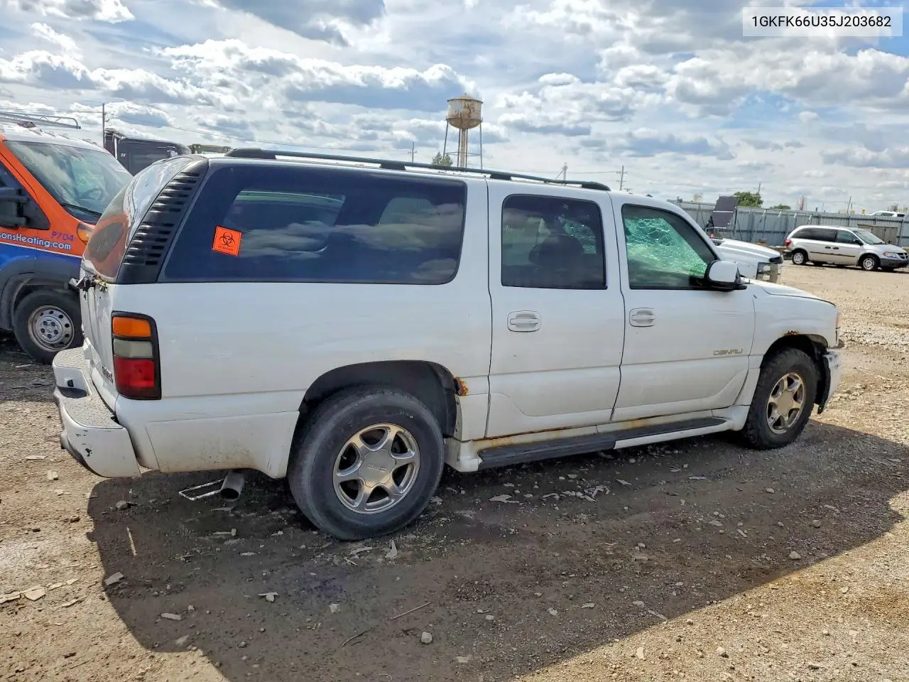 2005 GMC Yukon Xl Denali VIN: 1GKFK66U35J203682 Lot: 57494436
