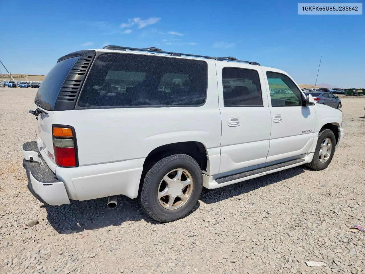 2005 GMC Yukon Xl Denali VIN: 1GKFK66U85J235642 Lot: 61897586