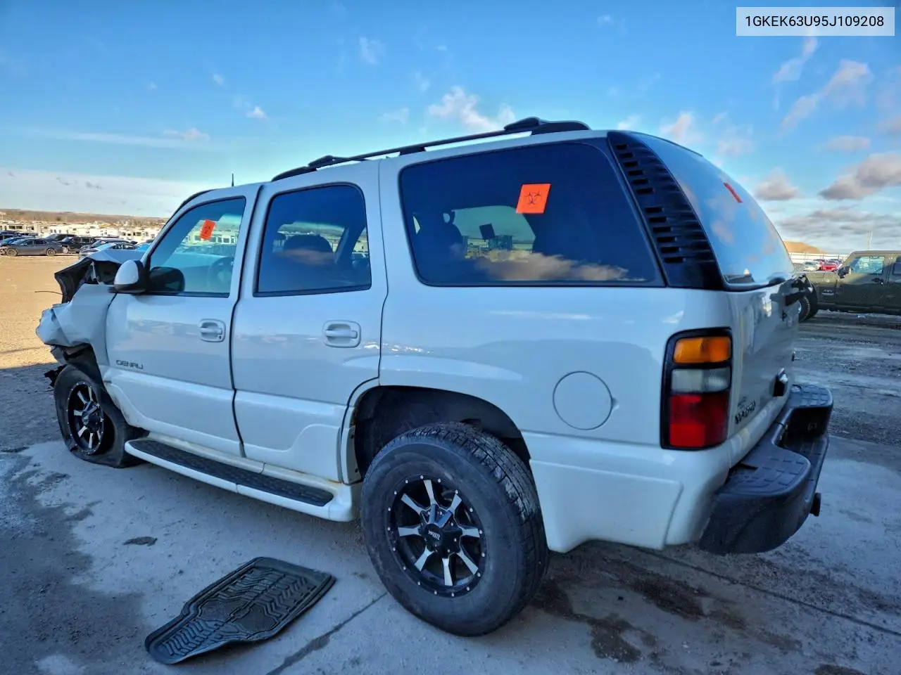 1GKEK63U95J109208 2005 GMC Yukon Denali