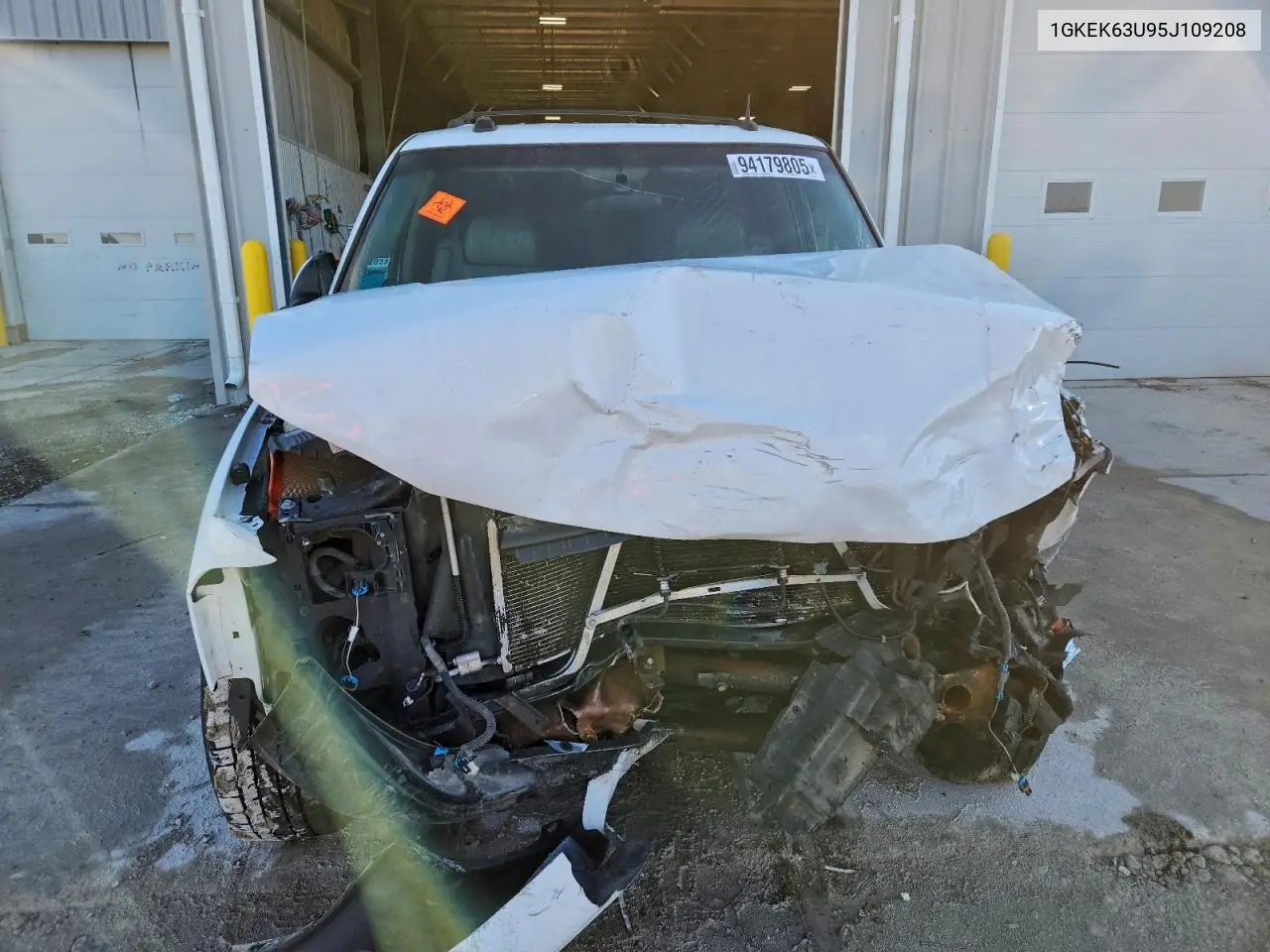 1GKEK63U95J109208 2005 GMC Yukon Denali