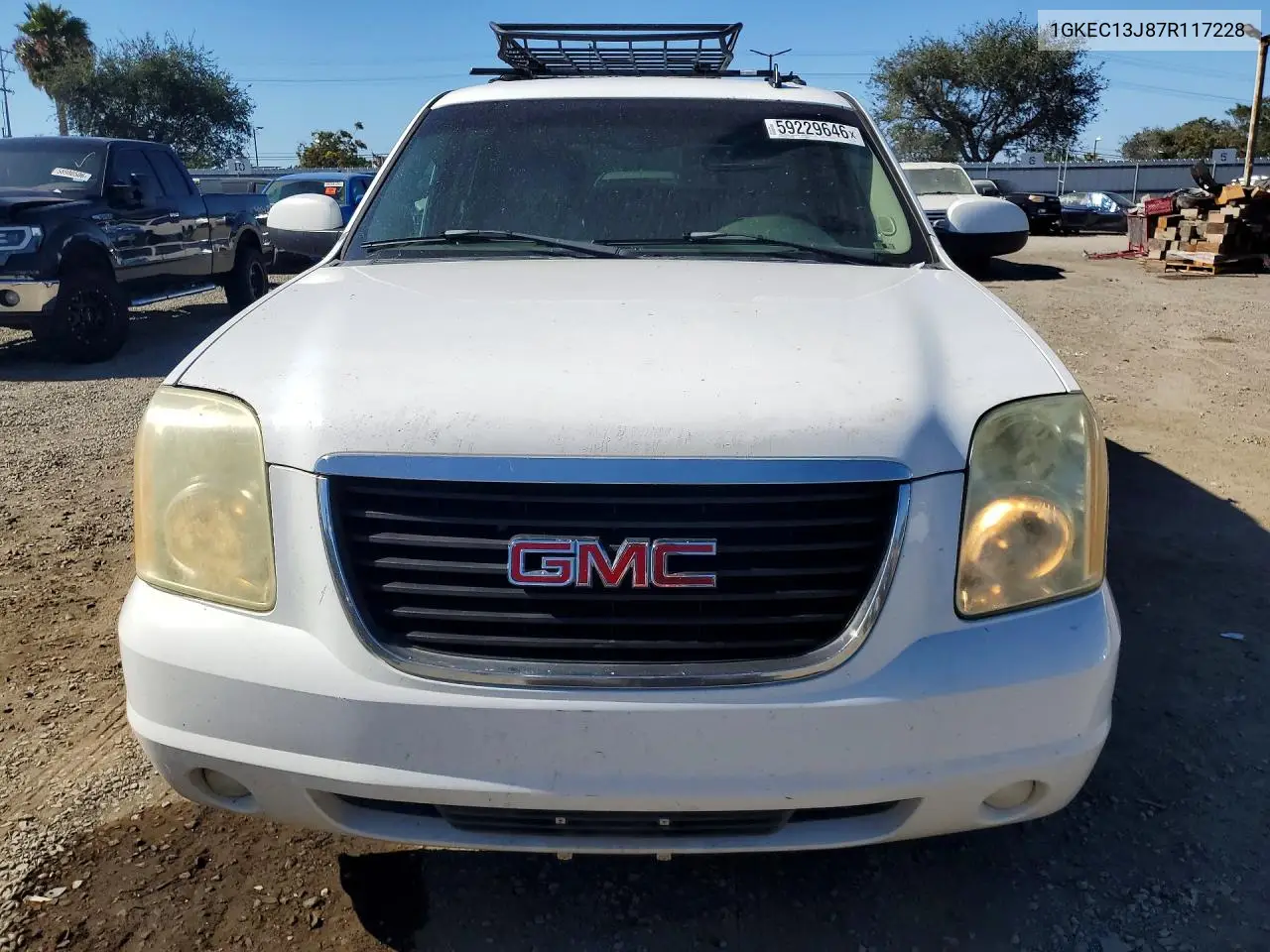 2007 GMC Yukon VIN: 1GKEC13J87R117228 Lot: 59229646