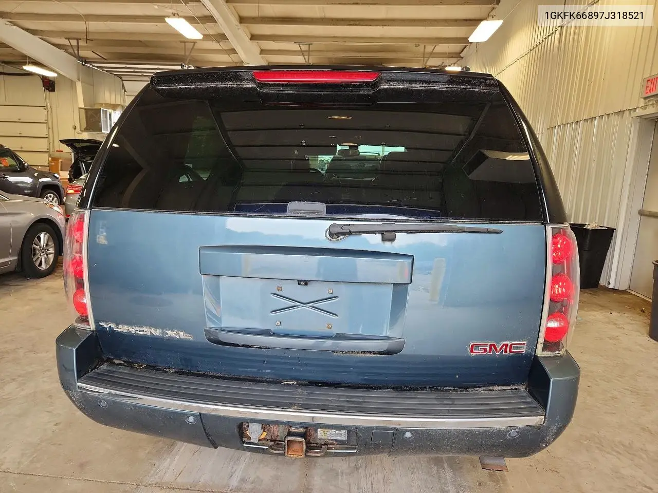 2007 GMC Yukon Xl VIN: 1GKFK66897J318521 Lot: 60228086