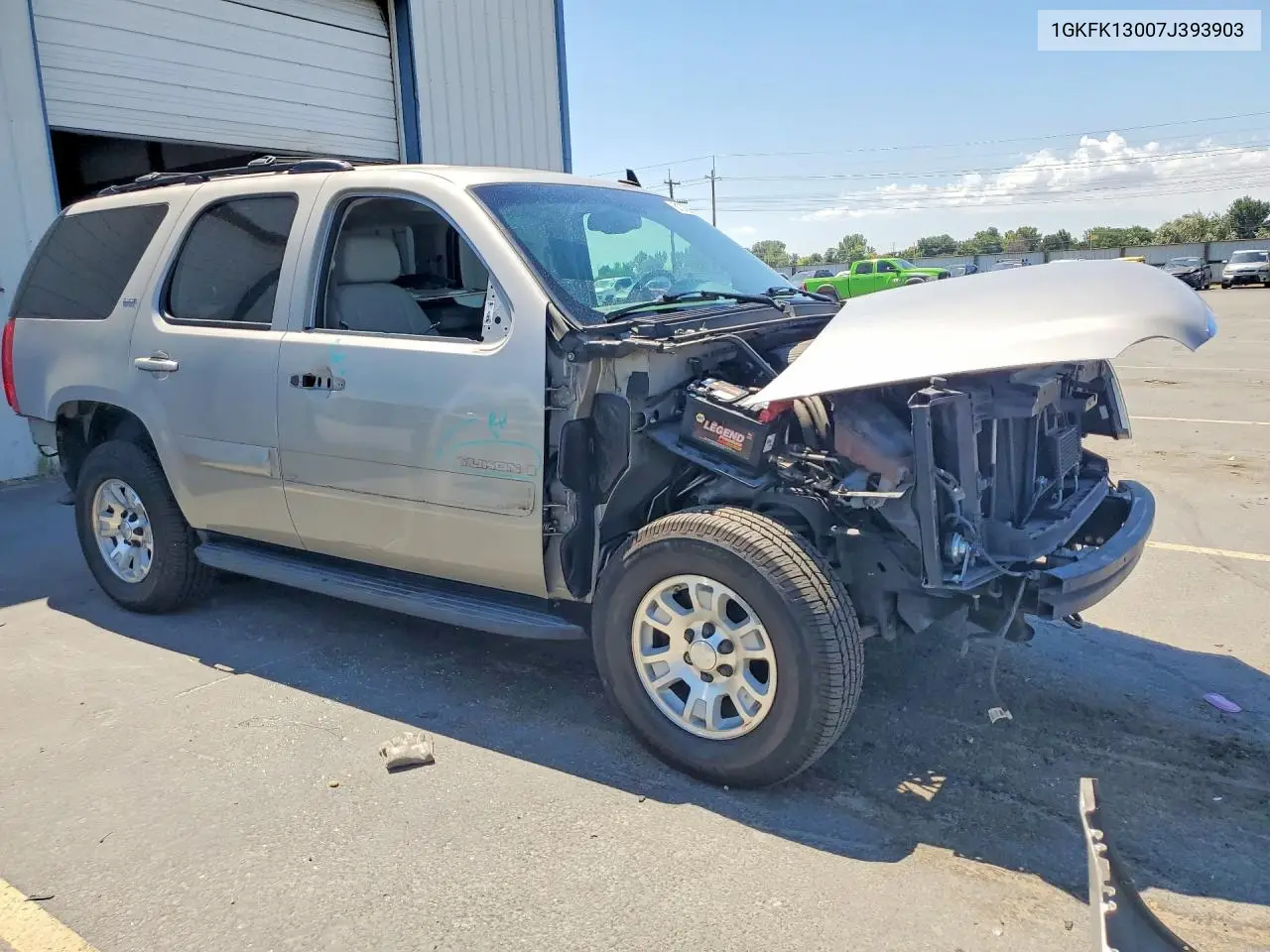 2007 GMC Yukon VIN: 1GKFK13007J393903 Lot: 61372896