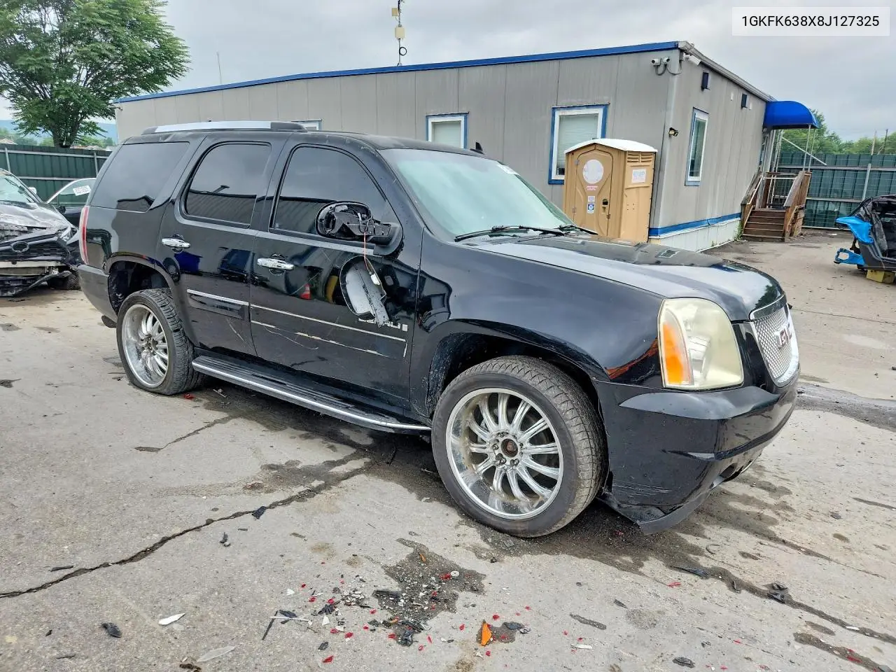 2008 GMC Yukon Denali VIN: 1GKFK638X8J127325 Lot: 61885016