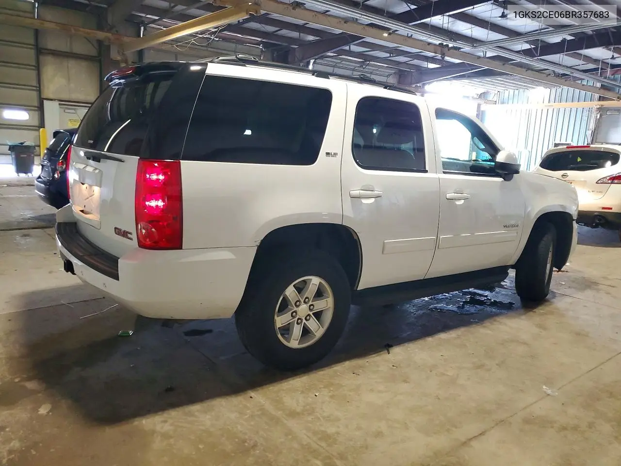 2011 GMC Yukon Slt VIN: 1GKS2CE06BR357683 Lot: 56577236