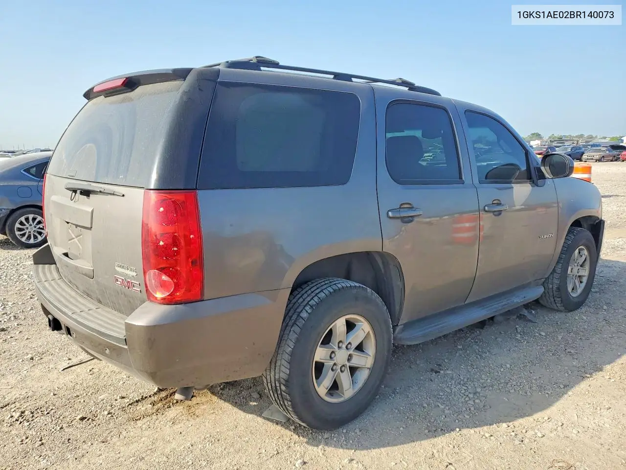 1GKS1AE02BR140073 2011 GMC Yukon Sle