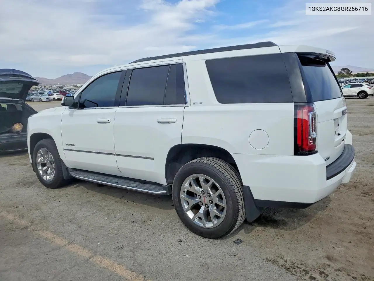 2016 GMC Yukon Sle VIN: 1GKS2AKC8GR266716 Lot: 48193766