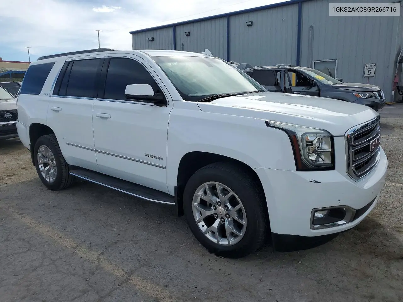 2016 GMC Yukon Sle VIN: 1GKS2AKC8GR266716 Lot: 48193766