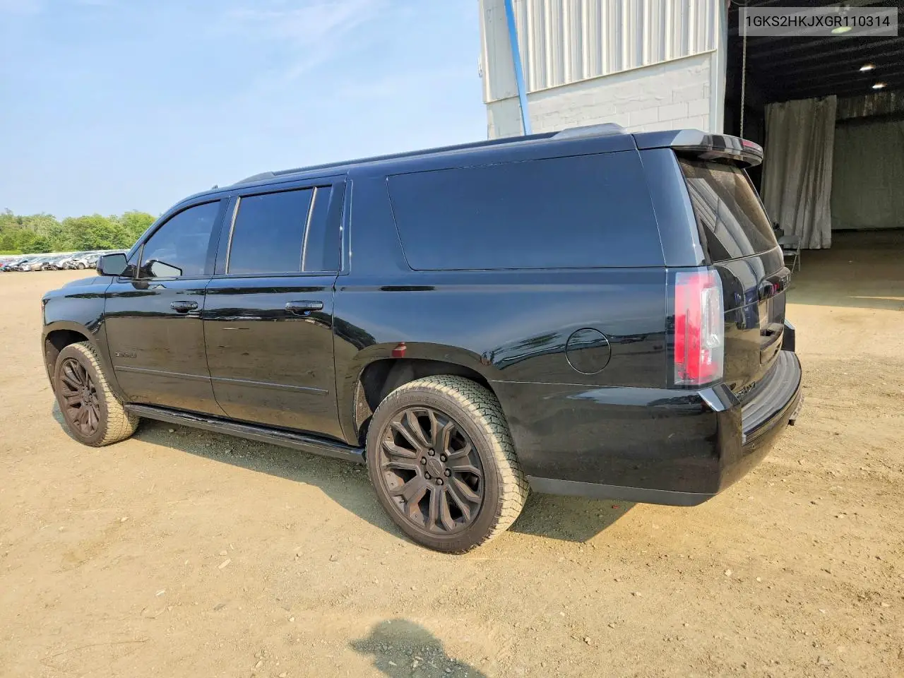 2016 GMC Yukon Xl Denali VIN: 1GKS2HKJXGR110314 Lot: 61052596