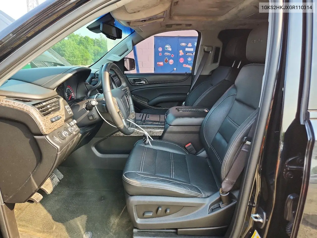 2016 GMC Yukon Xl Denali VIN: 1GKS2HKJXGR110314 Lot: 61052596