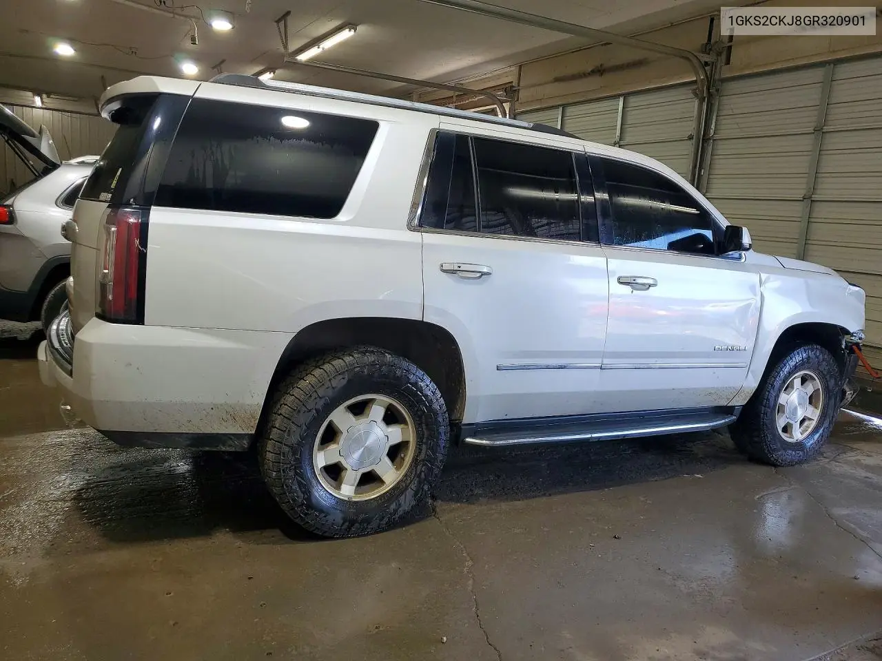 2016 GMC Yukon Denali VIN: 1GKS2CKJ8GR320901 Lot: 61879866