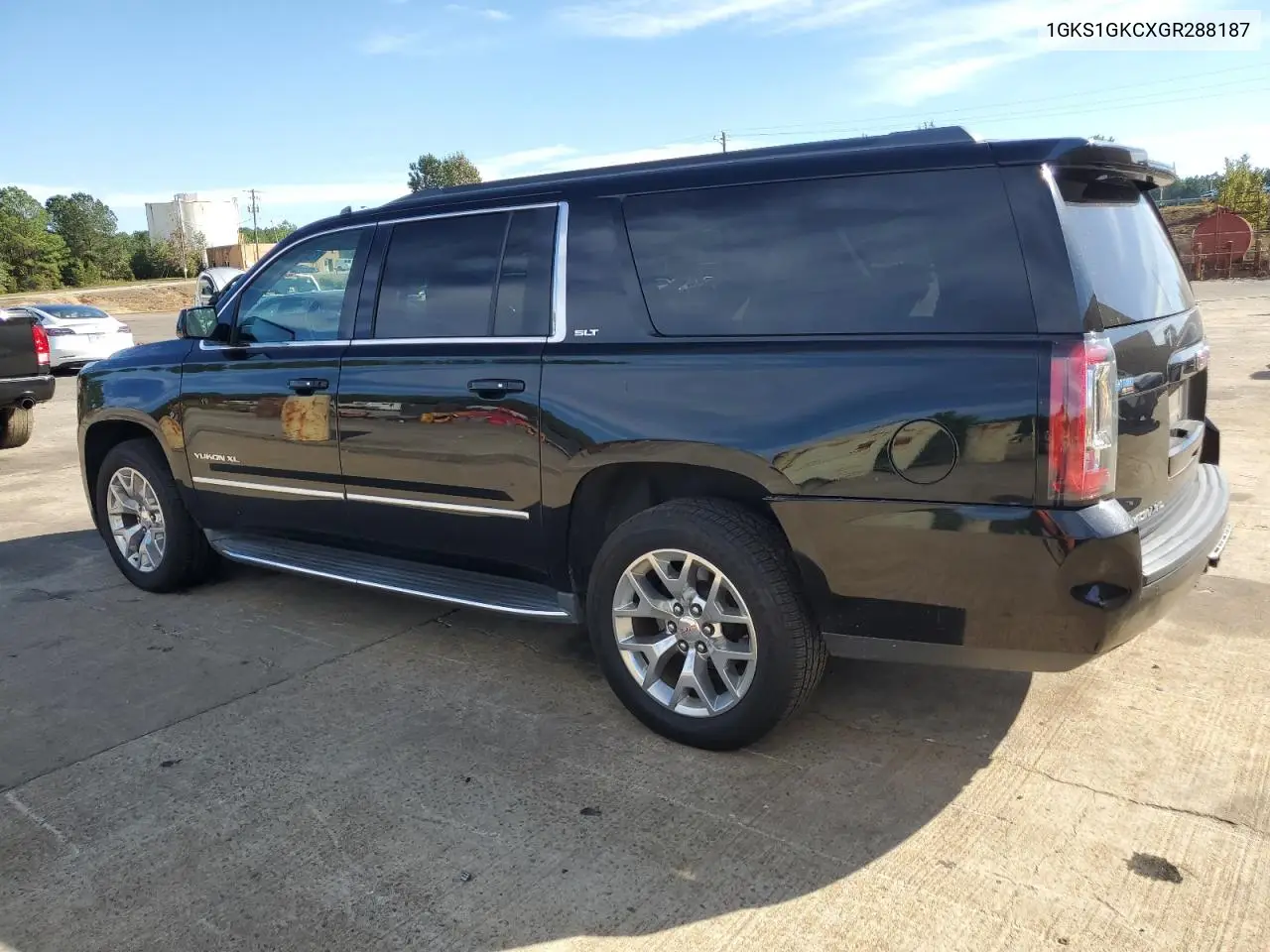 2016 GMC Yukon Xl C1500 Slt VIN: 1GKS1GKCXGR288187 Lot: 82662305