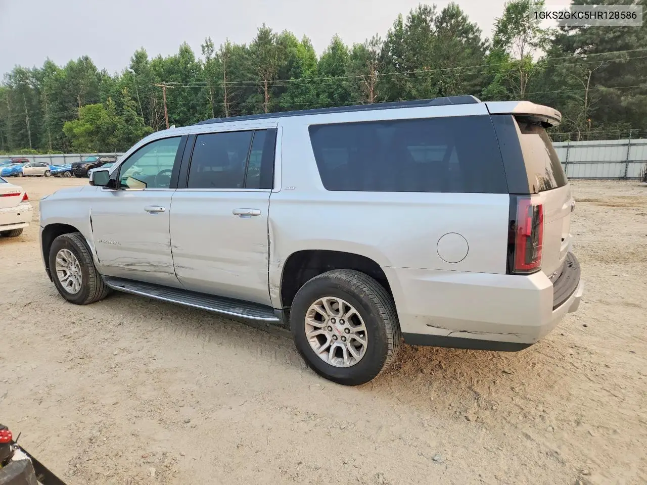 2017 GMC Yukon Xl K1500 Slt VIN: 1GKS2GKC5HR128586 Lot: 60564596