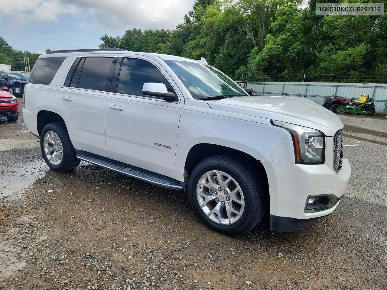2017 GMC Yukon Slt VIN: 1GKS1BKCXHR297119 Lot: 61088116