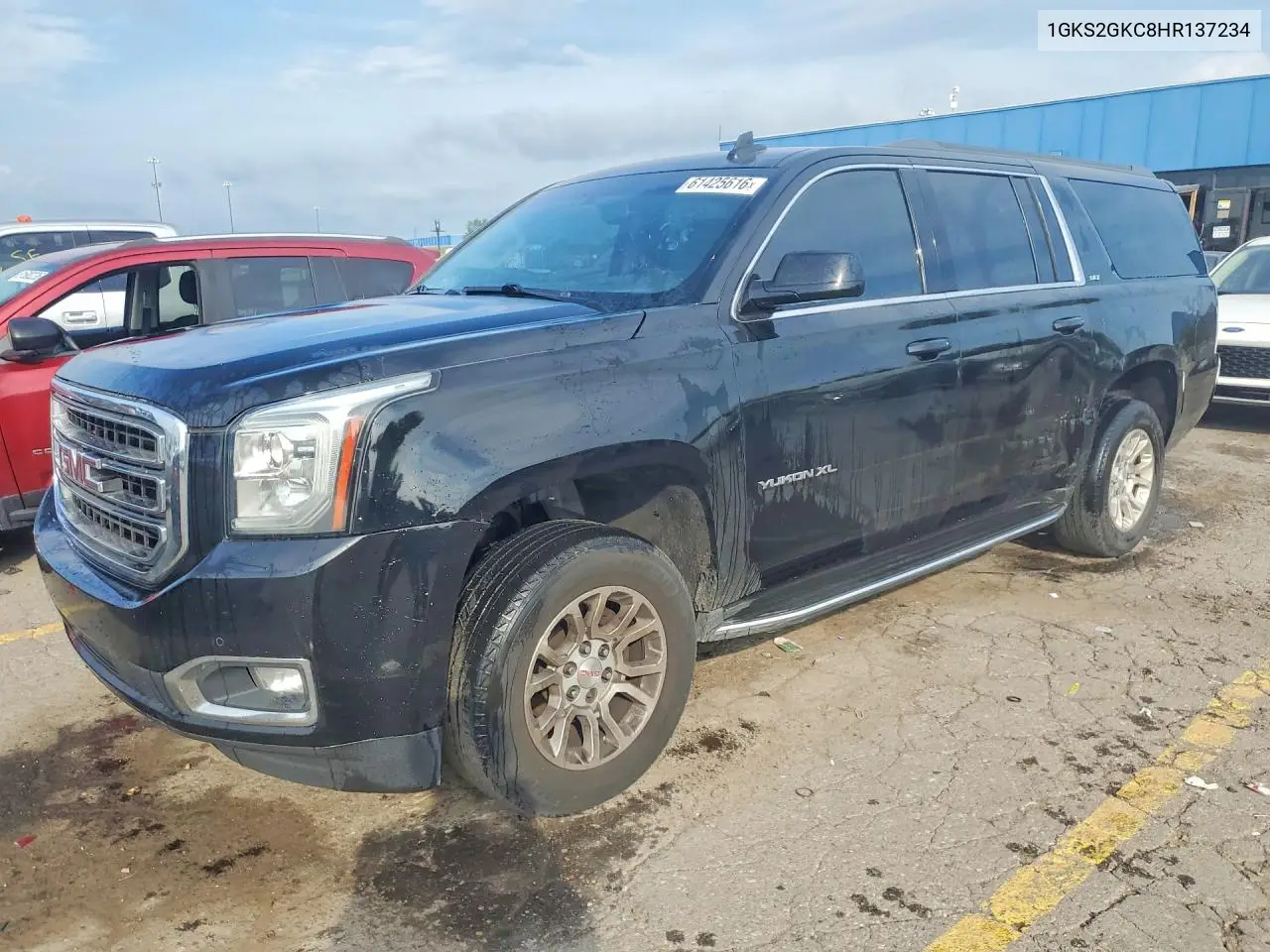 2017 GMC Yukon Xl K1500 Slt VIN: 1GKS2GKC8HR137234 Lot: 61425616