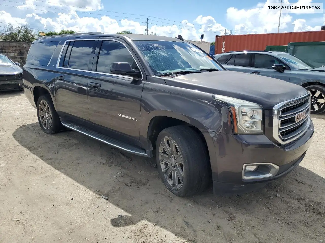 1GKS2GKC4HR196068 2017 GMC Yukon Xl K1500 Slt