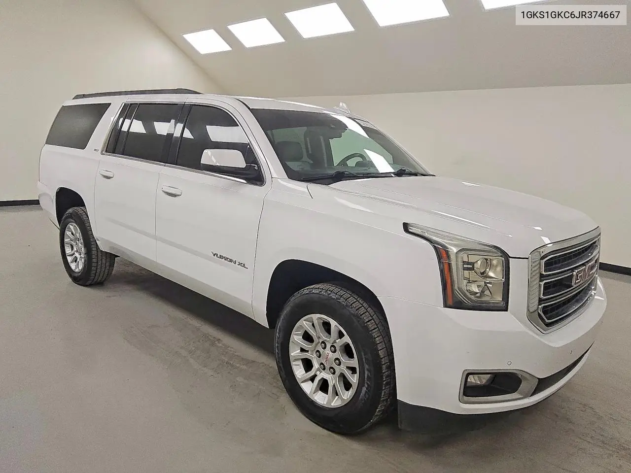 2018 GMC Yukon Xl C1500 Slt VIN: 1GKS1GKC6JR374667 Lot: 49283966
