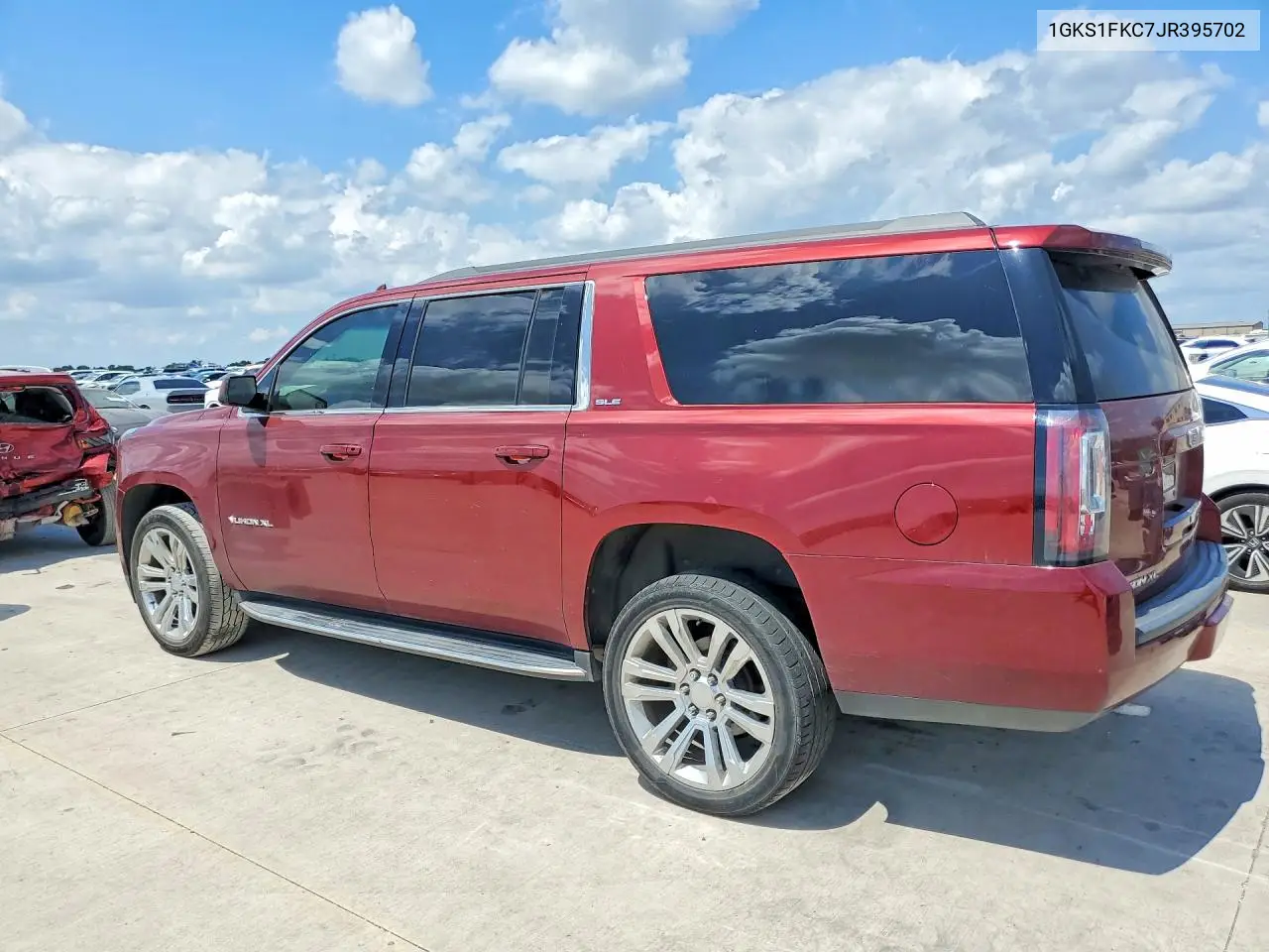 2018 GMC Yukon Xl C1500 Sle VIN: 1GKS1FKC7JR395702 Lot: 57379756