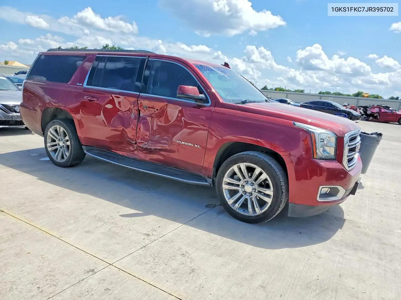 2018 GMC Yukon Xl C1500 Sle VIN: 1GKS1FKC7JR395702 Lot: 57379756