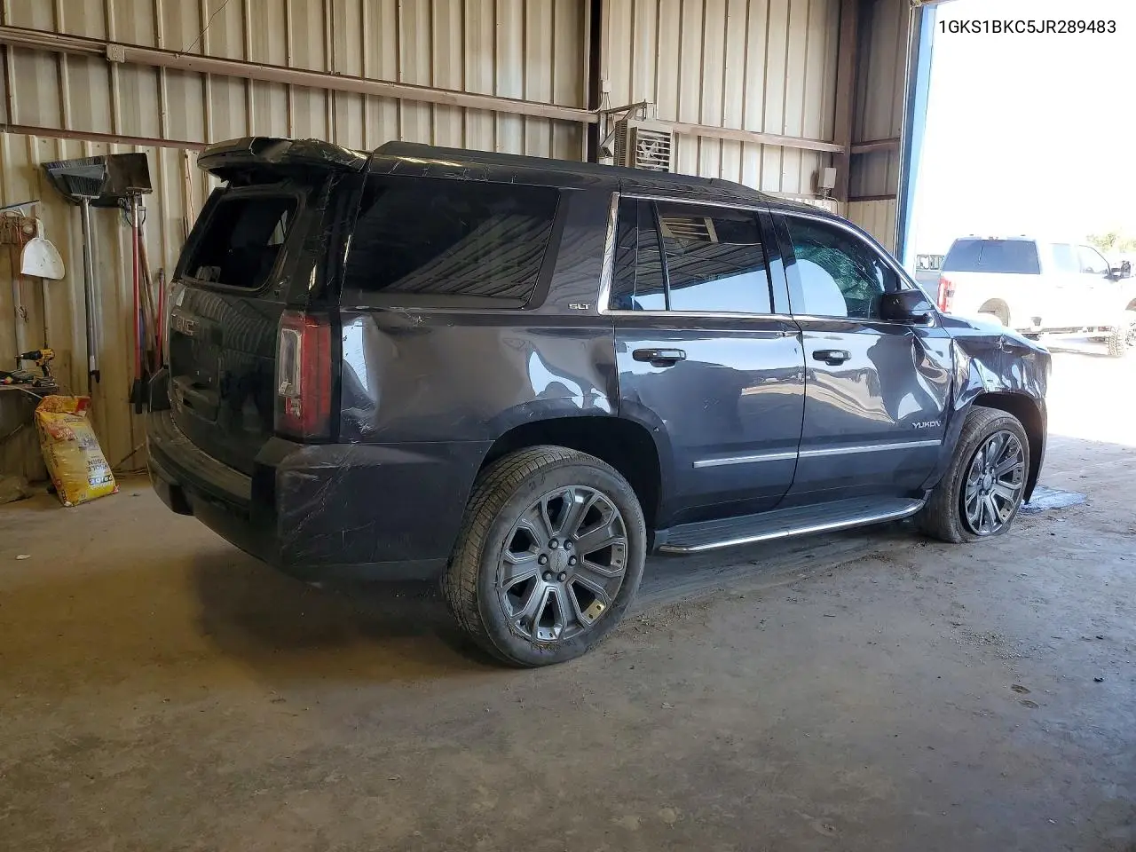 2018 GMC Yukon Slt VIN: 1GKS1BKC5JR289483 Lot: 62284596
