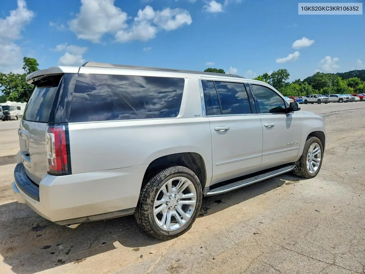 2019 GMC Yukon Xl K1500 Slt VIN: 1GKS2GKC3KR106352 Lot: 61437316