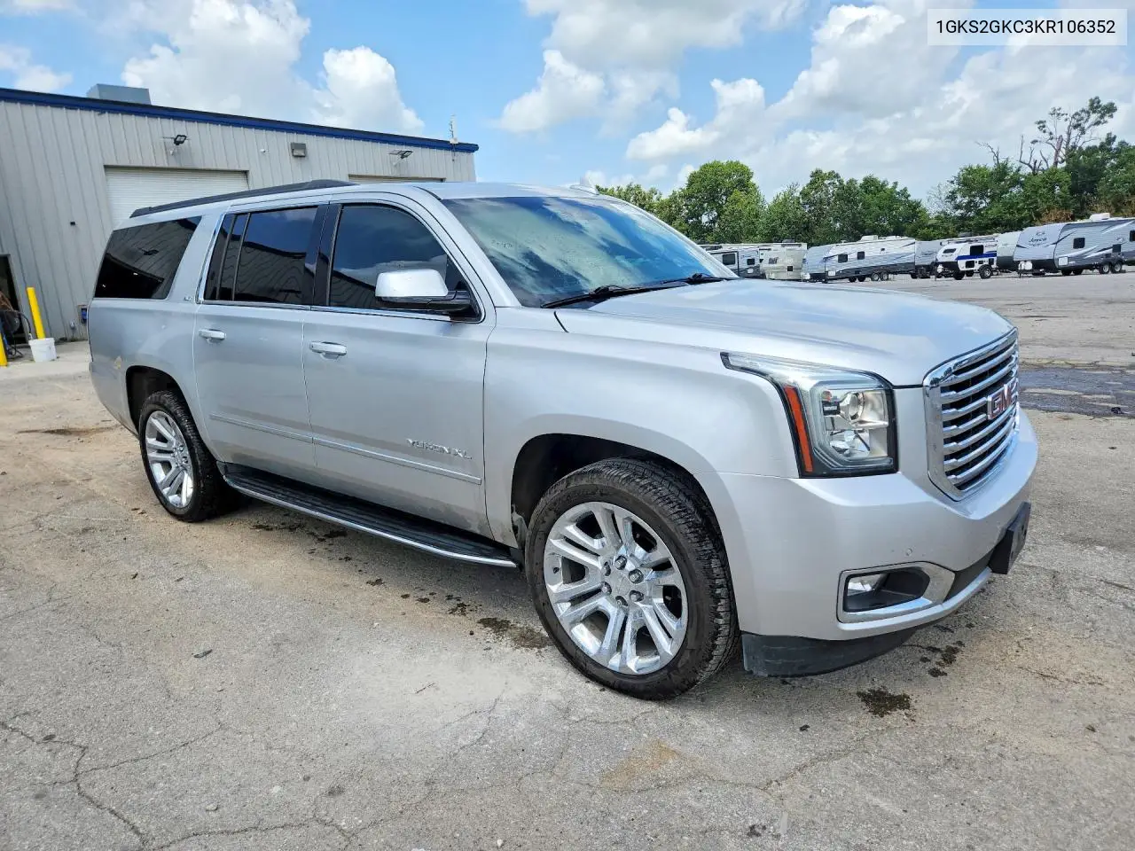 2019 GMC Yukon Xl K1500 Slt VIN: 1GKS2GKC3KR106352 Lot: 61437316