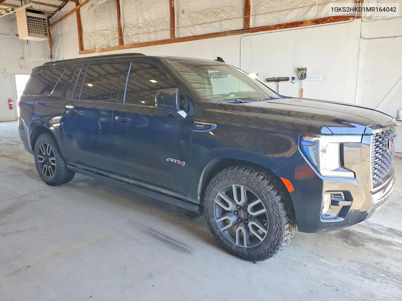 2021 GMC Yukon Xl K1500 At4 VIN: 1GKS2HKD1MR164042 Lot: 50058356
