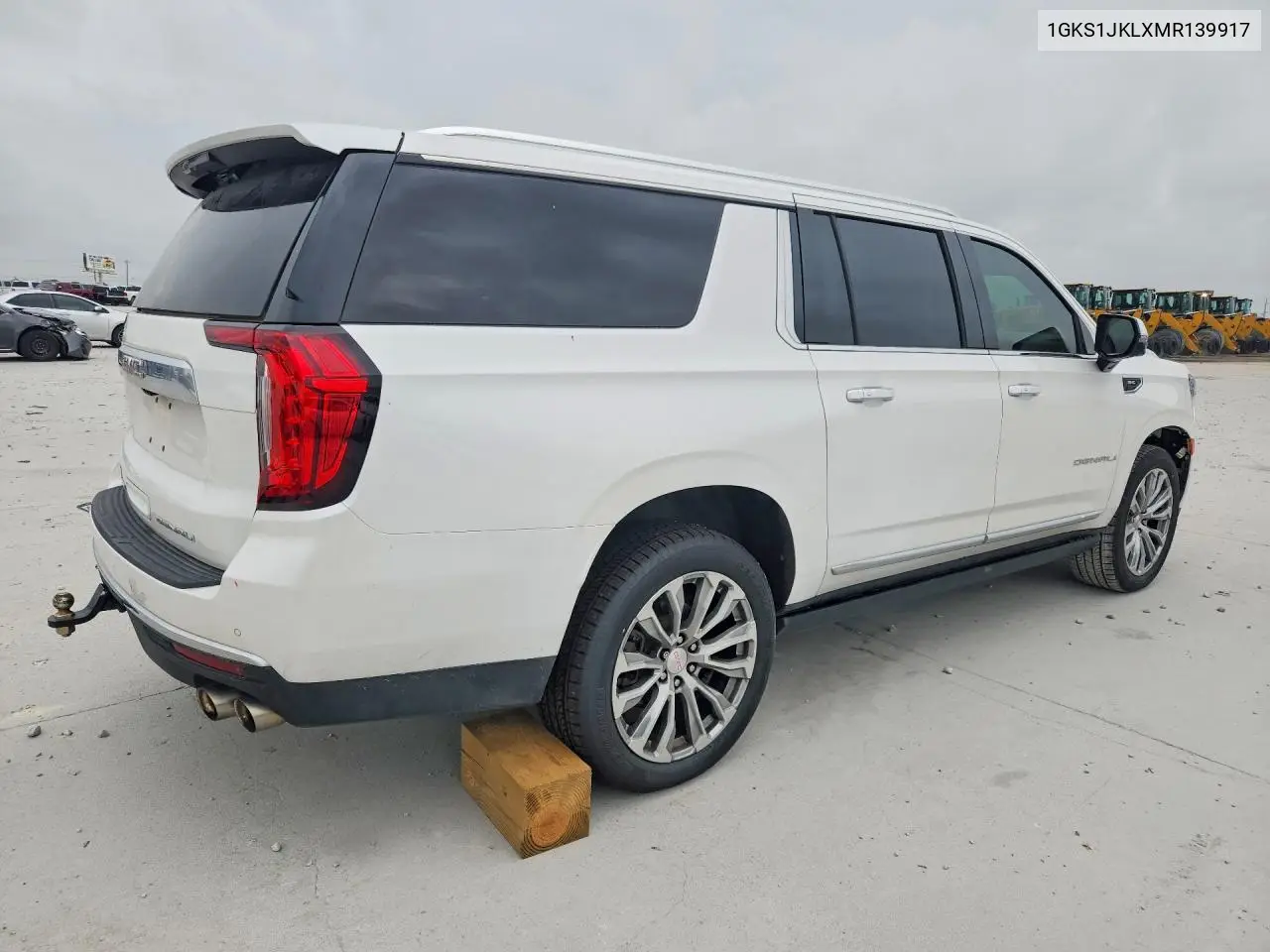 2021 GMC Yukon Xl Denali VIN: 1GKS1JKLXMR139917 Lot: 60851766
